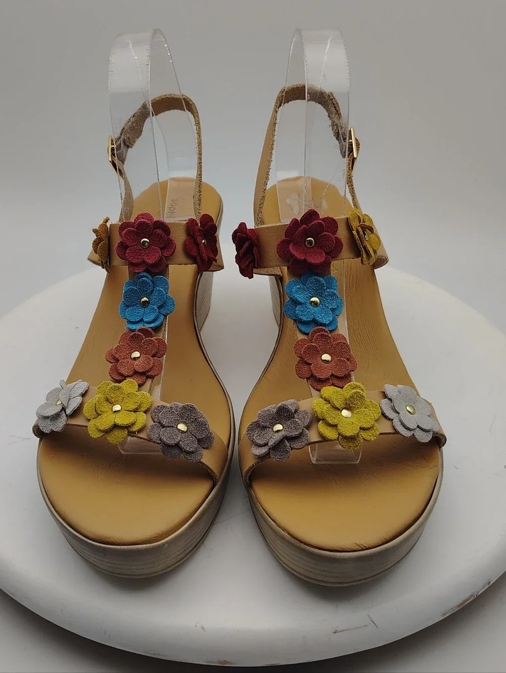 Sophia Milano Made In Italy Wedge Sandals with Floral Leather Accents Size 9.5
